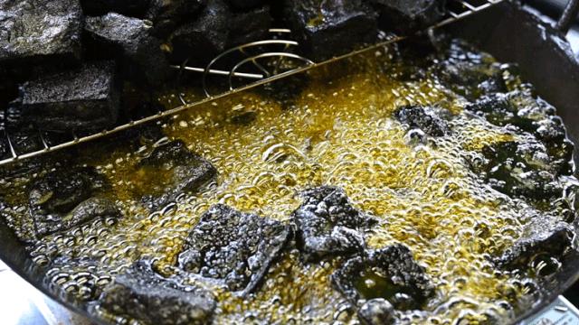2025全年新正版免费资料和龙门客栈大全资料详细解答、解释与落实