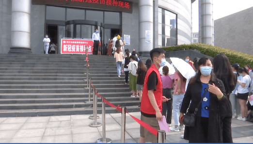 2025年新澳门与香港天天正版免费精准大全，全面释义、专家全面认真解释与落实